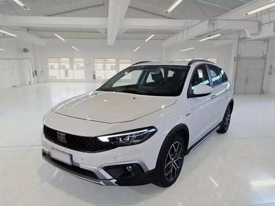 Bianco Usata 2024 Fiat Tipo Cross Station wagon | 21.250 € (Cara)