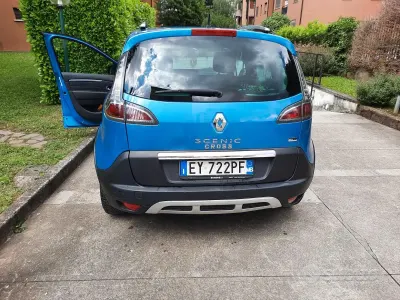 Usata Renault Scénic III 131 CV (96 kW) 2015 Blu Monovolume