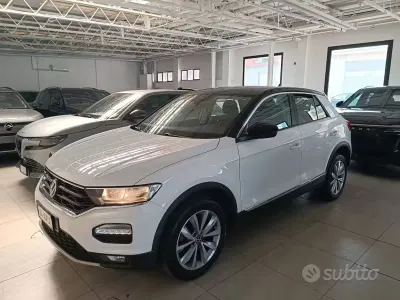 Usata VW T-Roc Business 110 CV (80 kW) 2021 Bianco SUV