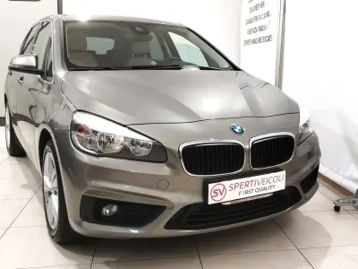 Usata BMW 216 Active Tourer Performance 116 CV (85 kW) 2015 Oro Monovolume