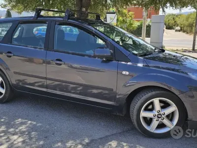 Usata Ford Focus 90 CV (66 kW) 2005 Bluazzurro Station wagon