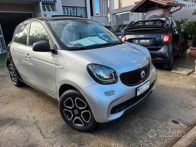 Usata Smart ForFour Passion 71 CV (52 kW) 2019 Grigio Utilitaria