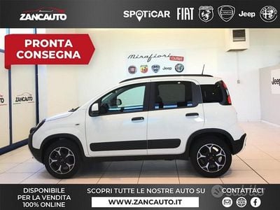 Usata Fiat Panda Cross Cross 70 CV (51 kW) 2024 Verde foresta Utilitaria