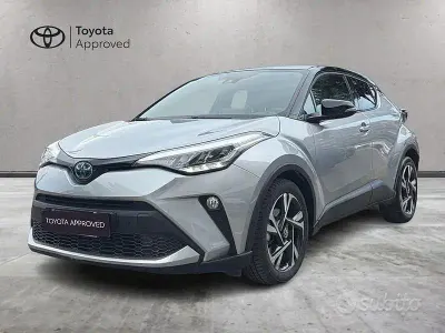 Usata Toyota C-HR Lounge 184 CV (135 kW) 2022 Grigio SUV