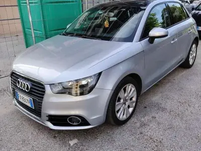 Usata Audi A1 Ambition 105 CV (77 kW) 2015 Argento Utilitaria