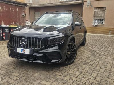 Usata Mercedes GLB200 AMG line 150 CV (110 kW) 2021 Nero SUV