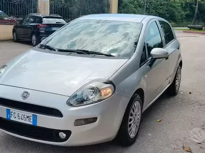 Usata Fiat Punto Street 95 CV (69 kW) 2016 Grigio Utilitaria