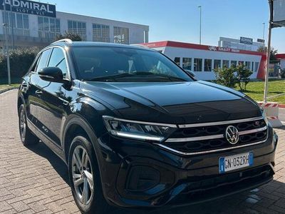 Usata VW T-Roc R-line 110 CV (80 kW) 2023 Nero SUV