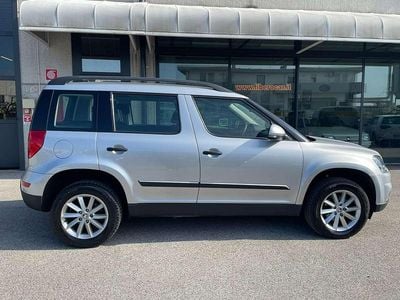 Usata Skoda Yeti Easy 110 CV (80 kW) 2016 Argento SUV