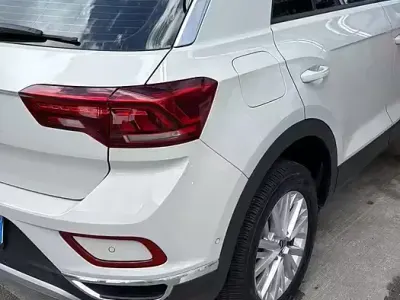 Usata VW T-Roc 110 CV (80 kW) 2023 SUV