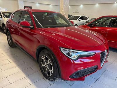 Usata Alfa Romeo Stelvio Super 160 CV (117 kW) 2022 Rosso SUV