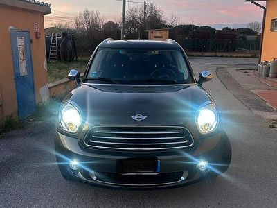 Usata Mini One D Countryman Business 90 CV (66 kW) 2015 Grigio SUV