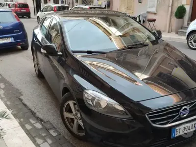 Brugt Volvo V40 115 HK (84 kW) 2015 Sort Sedan