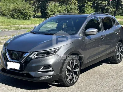 Usata Nissan Qashqai Tekna+ 131 CV (96 kW) 2017 Grigio SUV