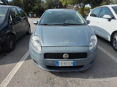Usata Fiat Grande Punto 90 CV (66 kW) 2006 Grigio Utilitaria