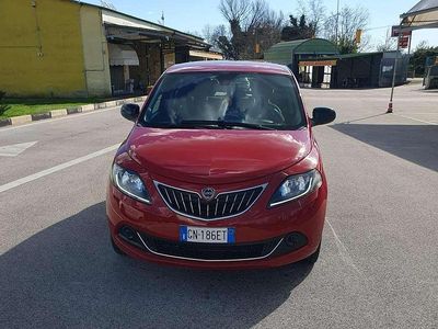 Usata Lancia Ypsilon Gold 69 CV (50 kW) 2023 Utilitaria