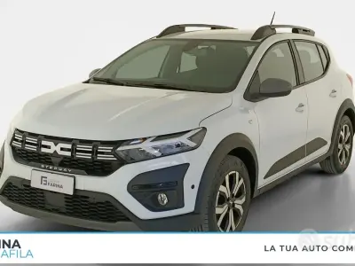 Usata Dacia Sandero Stepway 101 CV (74 kW) 2023 Bianco Berlina