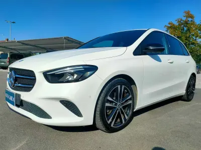 Usata Mercedes B180 116 CV (85 kW) 2019 Bianco Utilitaria