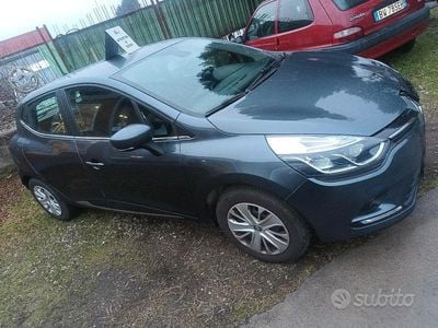 Usata Renault Clio IV 90 CV (66 kW) 2017 Grigio Berlina