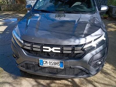 Usata Dacia Jogger 110 CV (80 kW) 2023 Grigio Monovolume