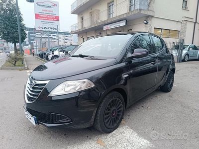 Usata Lancia Ypsilon Platinum 95 CV (69 kW) 2013 Nero Utilitaria