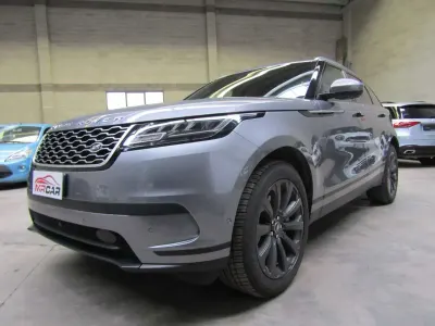 Usata Land Rover Range Rover Velar R-Dynamic 204 CV (150 kW) 2021 Grigio medio metallizzato SUV