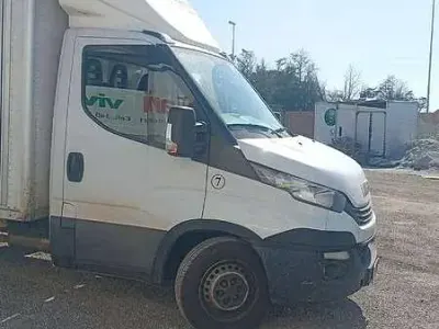 Usata Iveco Daily 136 CV (100 kW) 2019 Bianco Furgone