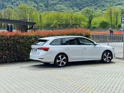 usata Skoda Octavia G-TEC Wagon 1.5 Executive 130cv dsg