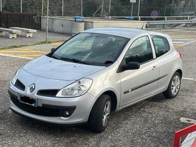 usata Renault Clio III 1.3 GPL