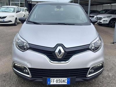Usata Renault Captur Intens 110 CV (80 kW) 2016 Argento SUV