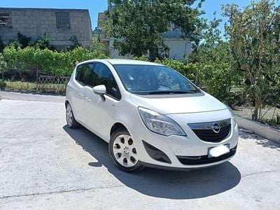 Usata Opel Meriva Cosmo 95 CV (69 kW) 2011 Monovolume