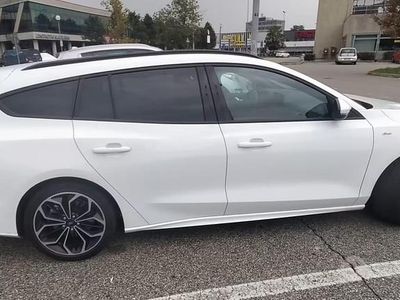 Usata Ford Focus 125 CV (91 kW) 2019 Bianco Station wagon