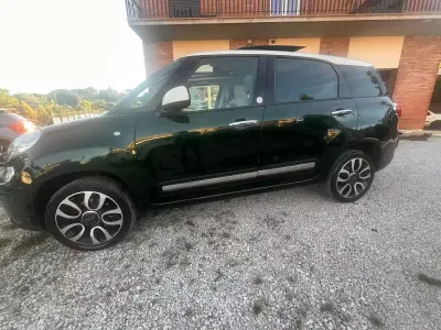 Usata Fiat 500L Living 80 CV (58 kW) 2016 Verde Monovolume