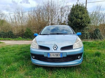 Usata Renault Clio II Rip Curl 75 CV (55 kW) 2007 Berlina