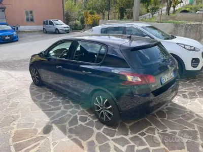 Usata Peugeot 308 92 CV (67 kW) 2014 Blu Berlina