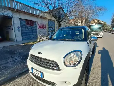 Second-hand Mini Cooper D Countryman 111 CP (81 kW) 2011 Alb SUV