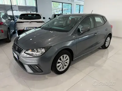 Usata Seat Ibiza Business 75 CV (55 kW) 2018 Grigio Utilitaria