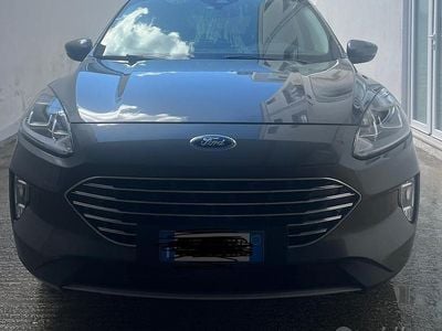 Usata Ford Kuga 120 CV (88 kW) 2021 Grigio SUV