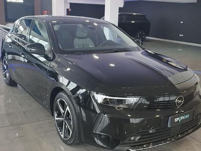 Usata Opel Astra Ultimate 130 CV (95 kW) 2024 Nero Berlina