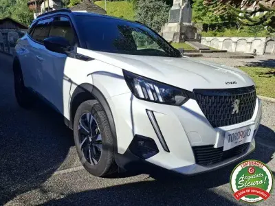 Begagnad Peugeot 2008 GT 131 HK (96 kW) 2021 Vit SUV