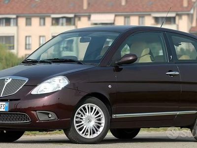 Usata Lancia Ypsilon 2007 Rosso Utilitaria