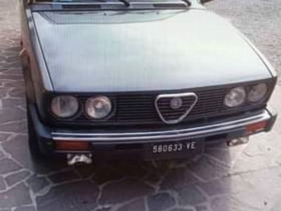 usata Alfa Romeo Alfetta 2.0i Quadrifoglio Oro