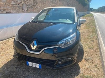 Usata Renault Captur 90 CV (66 kW) 2013 Nero SUV