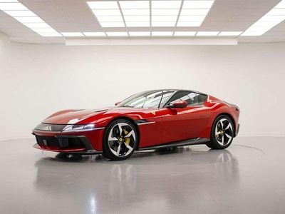 Nuova Ferrari 12 Cilindri 825 CV (606 kW) 2025 Rosso imola Coupé