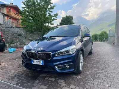 Usata BMW 220 Gran Tourer Luxury Line 190 CV (139 kW) 2017 Blu/azzurro Monovolume