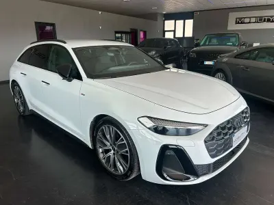 Usata Audi A5 S-Line 204 CV (150 kW) 2025 Bianco pastello Station wagon