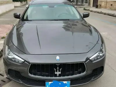 Usata Maserati Ghibli 250 CV (183 kW) 2014 Grigio Berlina
