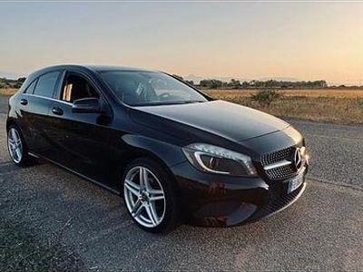 Usata Mercedes A180 109 CV (80 kW) 2016 Nero Berlina
