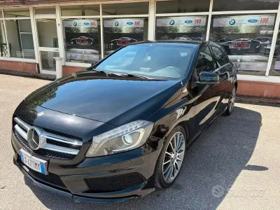 Usata Mercedes A180 Premium 122 CV (89 kW) 2014 Nero Berlina