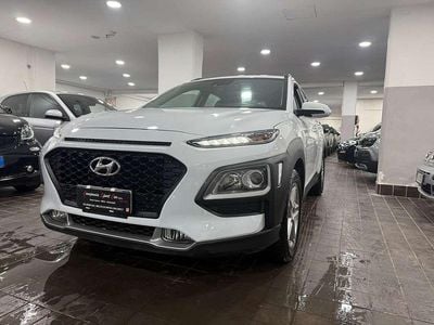 Dark metal white Usata 2021 Hyundai Kona Xpossible SUV | 13.890 € (Buon prezzo)